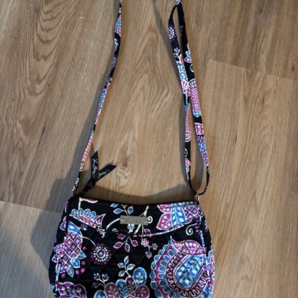 Vera Bradley Blue Purple Retired Alpine Floral Small Crossbody Bag EUC - Picture 1 of 7
